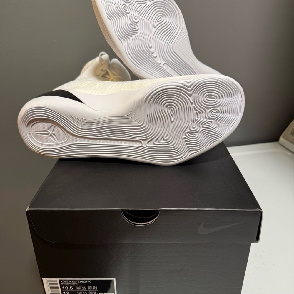 Kobe 9 Elite Protro “Halo” Nike White and Black High-Top Basketball Shoes - Picture 2 of 8